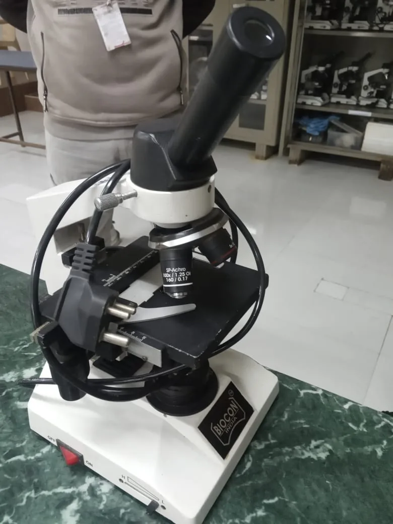 BitOptix microscope service and laboratory work image 5